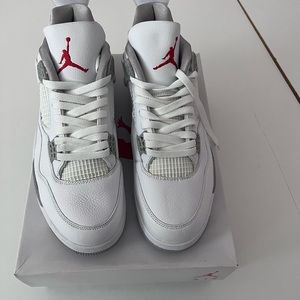 Brand new Nike Air Jordan 4 Retro